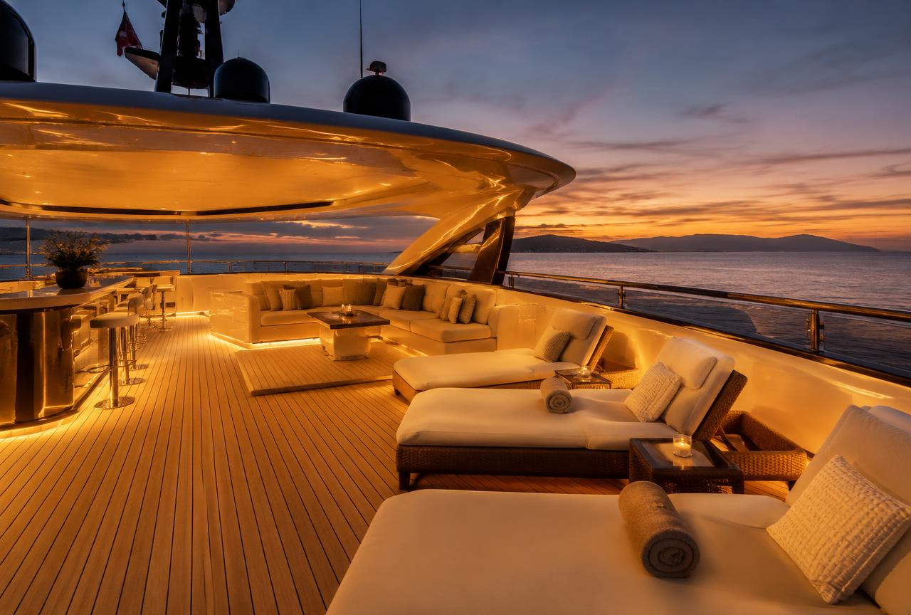 Sunseeker 88 Yacht